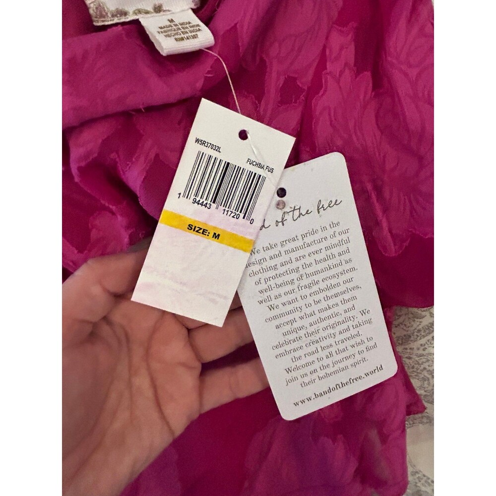 Band Of The Free Kiss Me Fuchsia Pink Fit and Flare Mini Dress Size Medium - Picture 3 of 3
